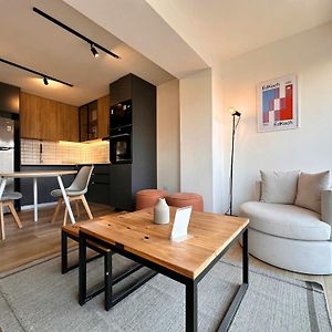 Vive La Modernidad Estudio En Barrio El Golf